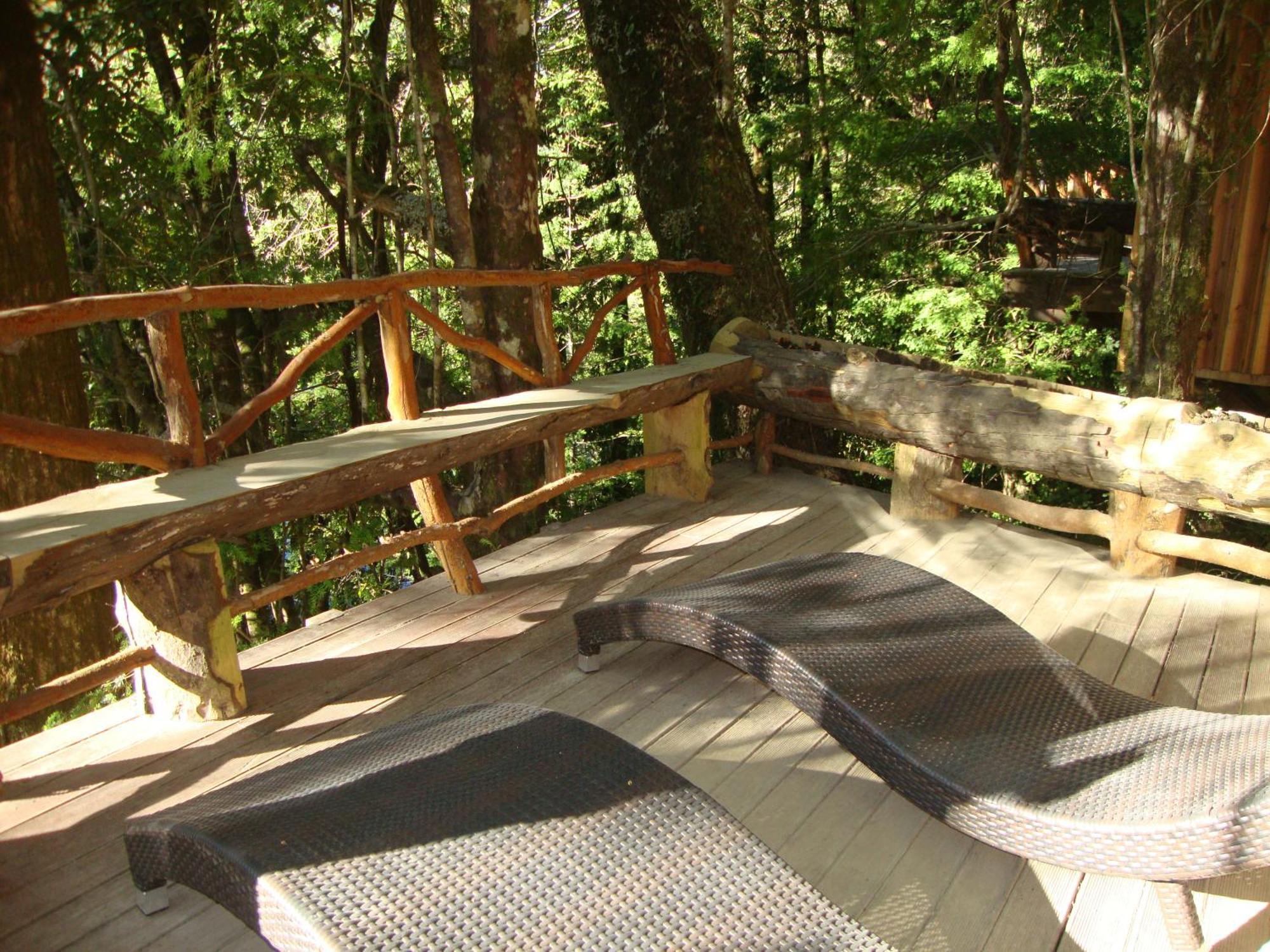 Huilo Huilo Nawelpi Lodge Puerto Fuy Exteriör bild