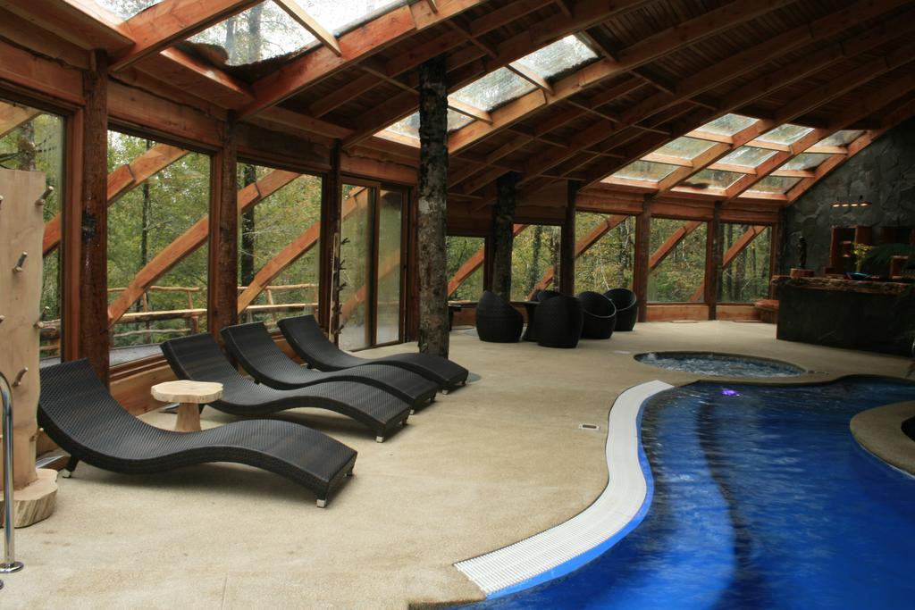 Huilo Huilo Nawelpi Lodge Puerto Fuy Exteriör bild
