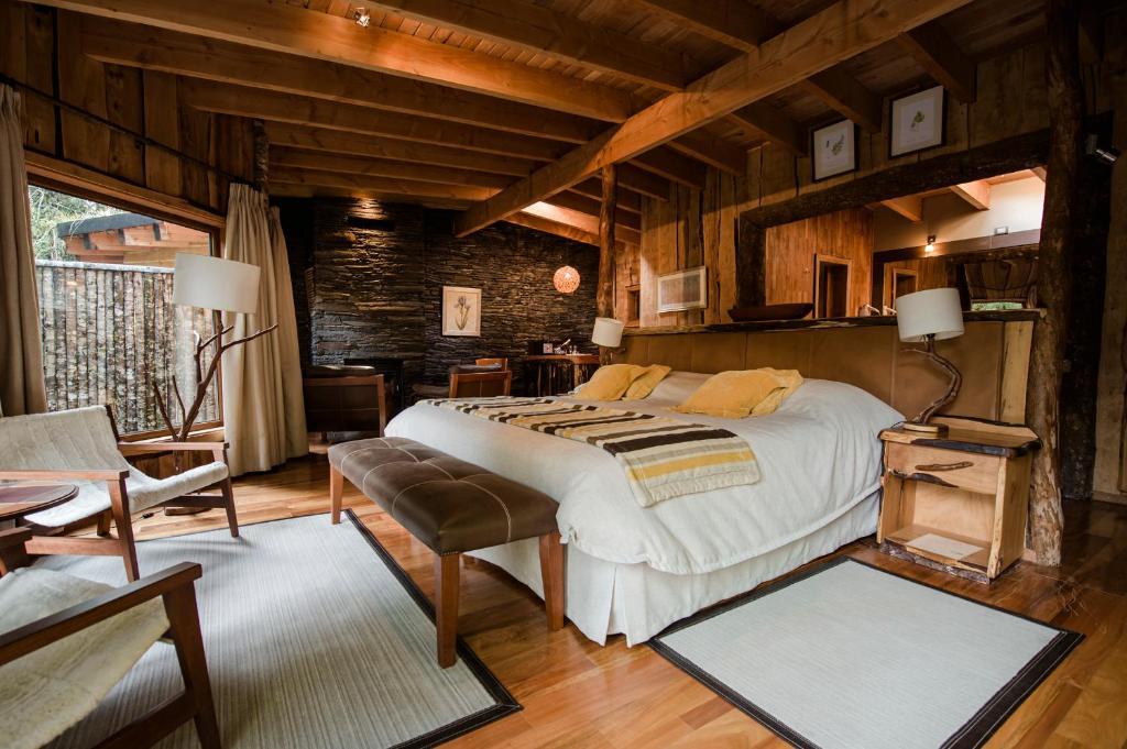 Huilo Huilo Nawelpi Lodge Puerto Fuy Exteriör bild