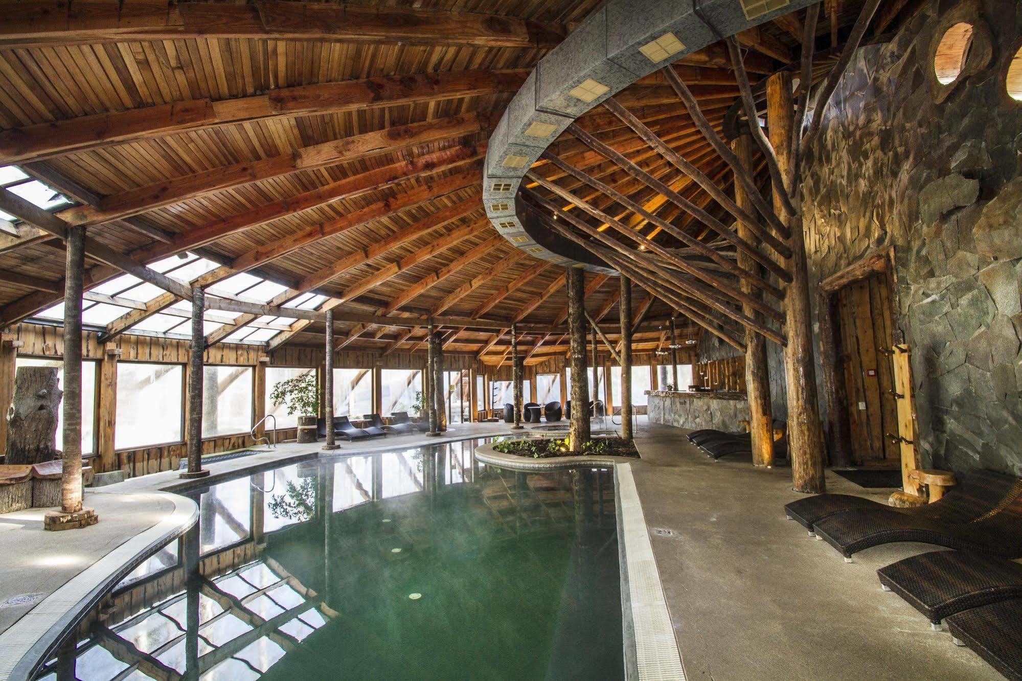 Huilo Huilo Nawelpi Lodge Puerto Fuy Exteriör bild